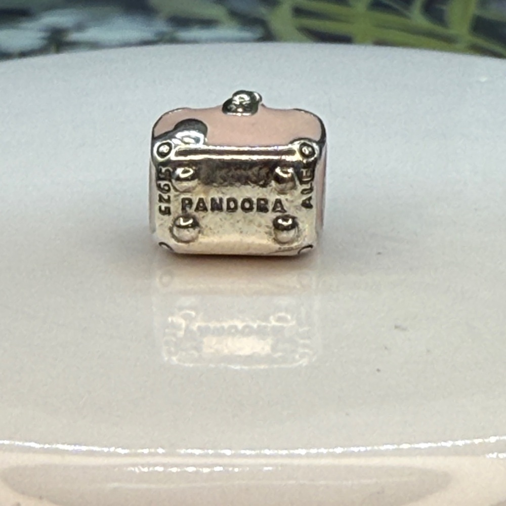 ⭐️Authentic Pandora Pink Travel Bag Charm - Picture 6 of 8
